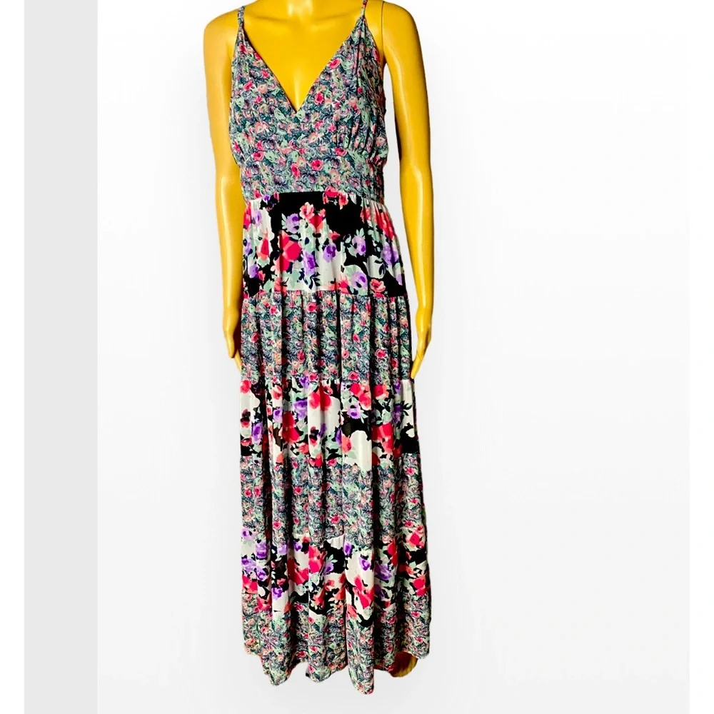 Torrid Floral Chiffon Tiered
Maxi Dress Sz 2X (18-20)
Cottagecore prairie - Picture 3 of 7